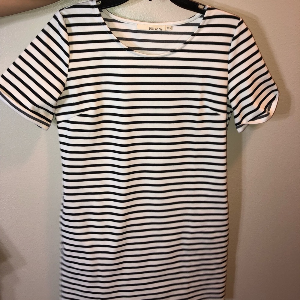 Black and White Striped T shirt Dress